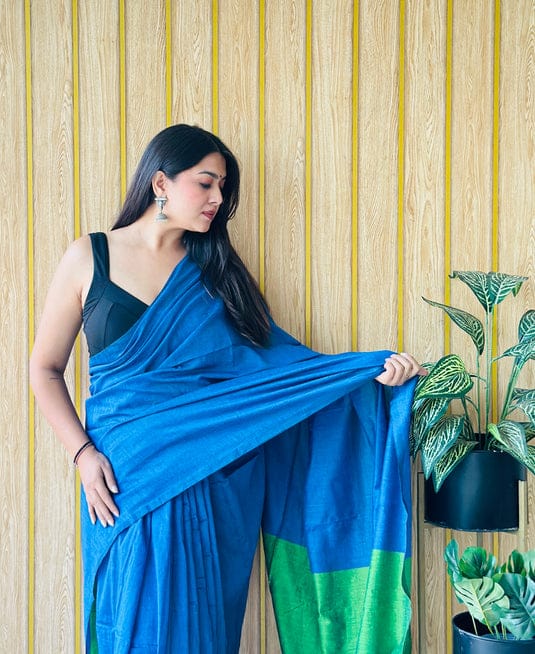 Cotton saari