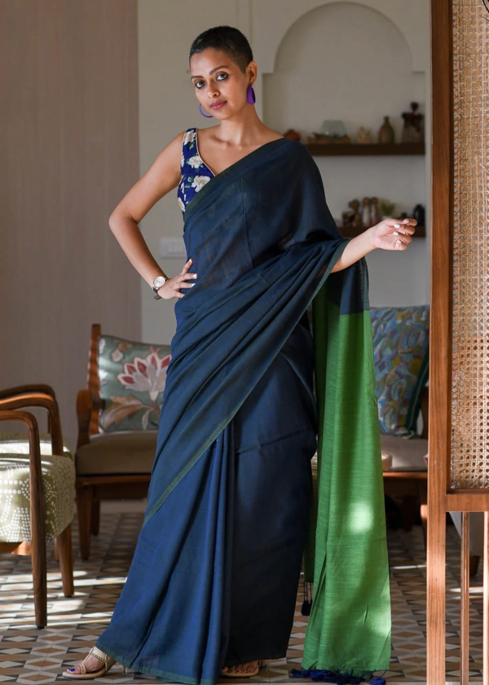 Cotton saari