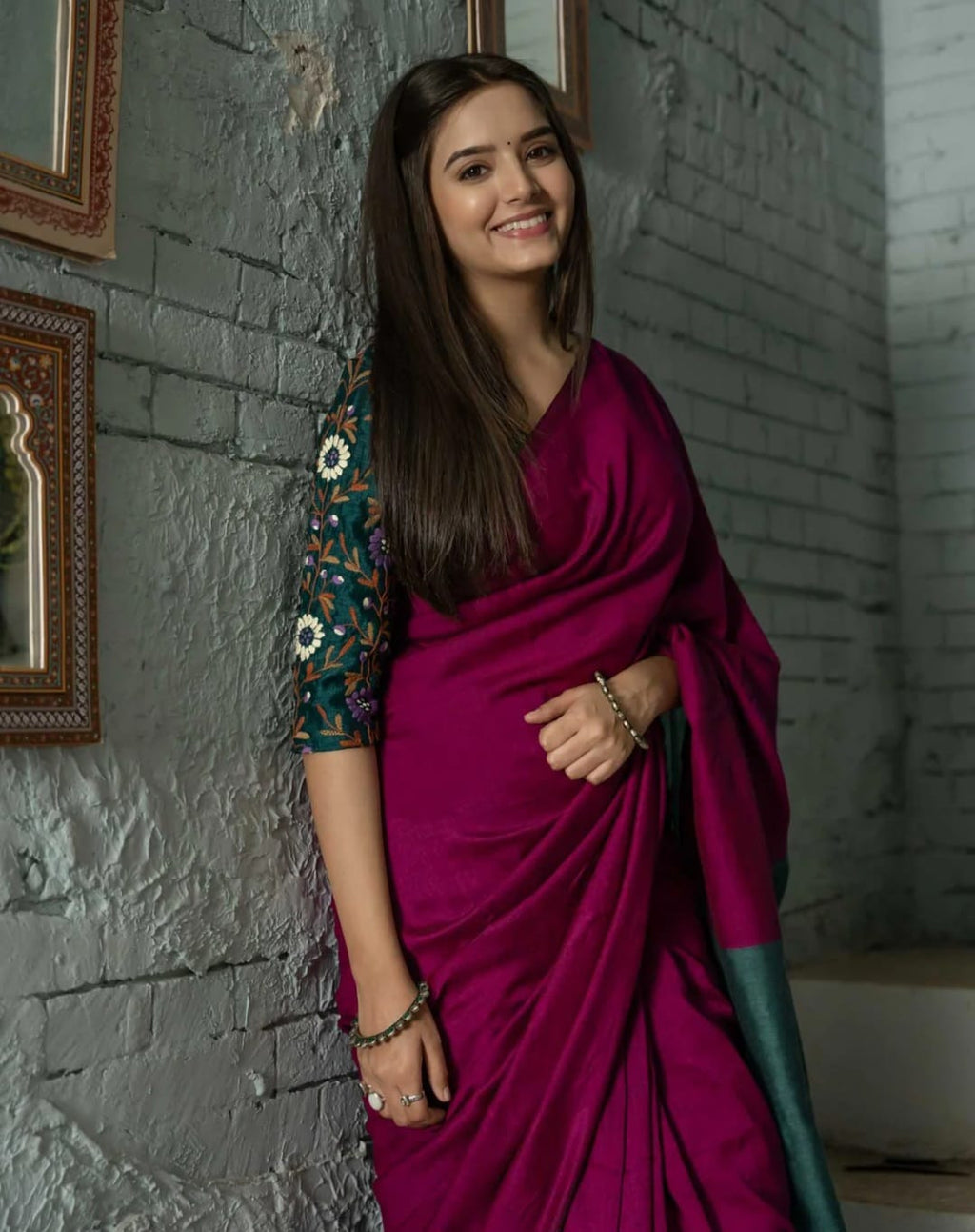 Cotton saari